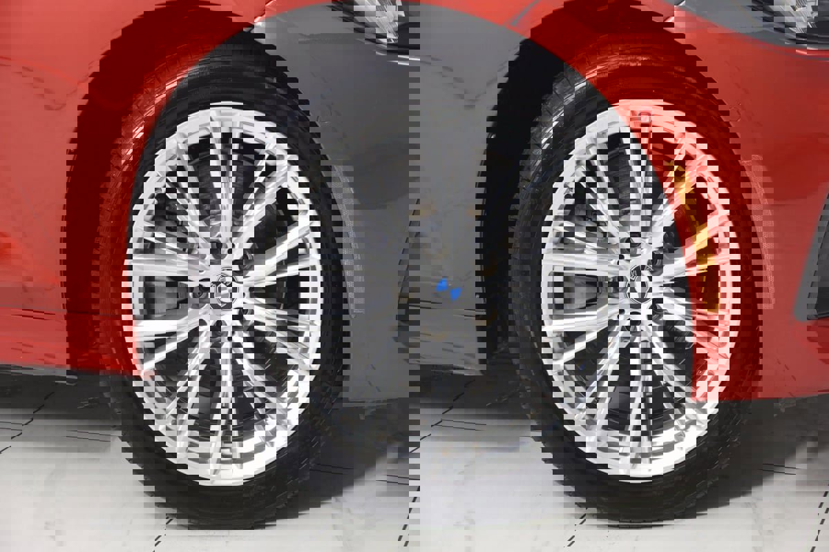 Used 2023 BMW 330i xDrive Sedan image 15