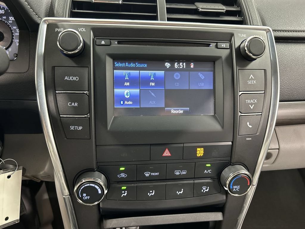 Used 2016 Toyota Camry LE FWD image 14