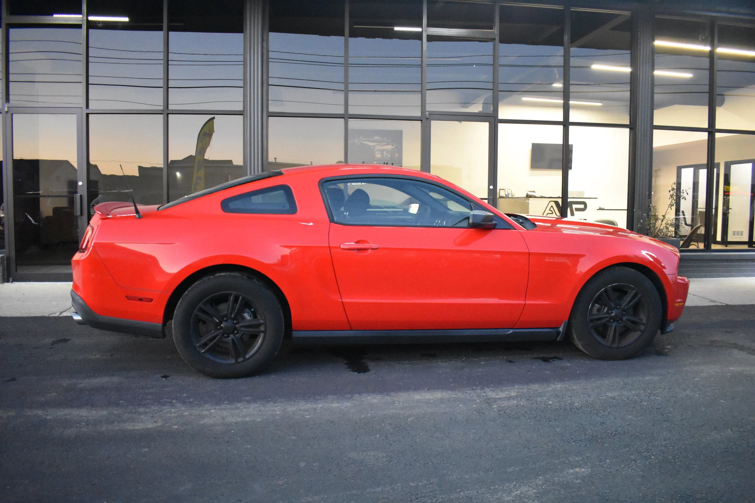 Used 2012 Ford Mustang Coupe image 7