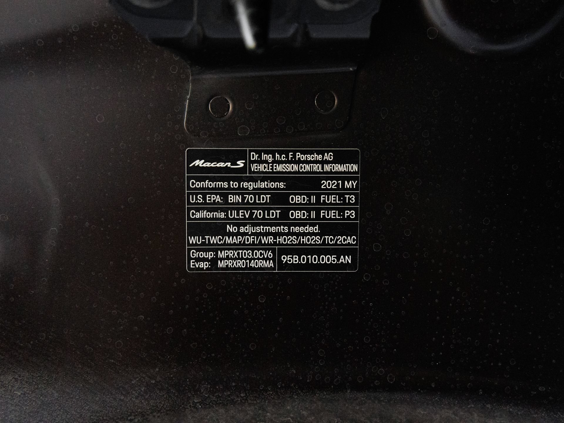 Certified 2021 Porsche Macan S AWD/4WD image 40