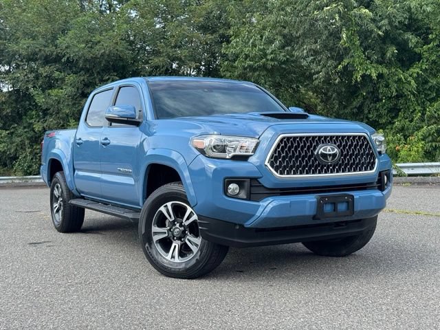 Used 2019 Toyota Tacoma TRD Sport AWD/4WD image 29