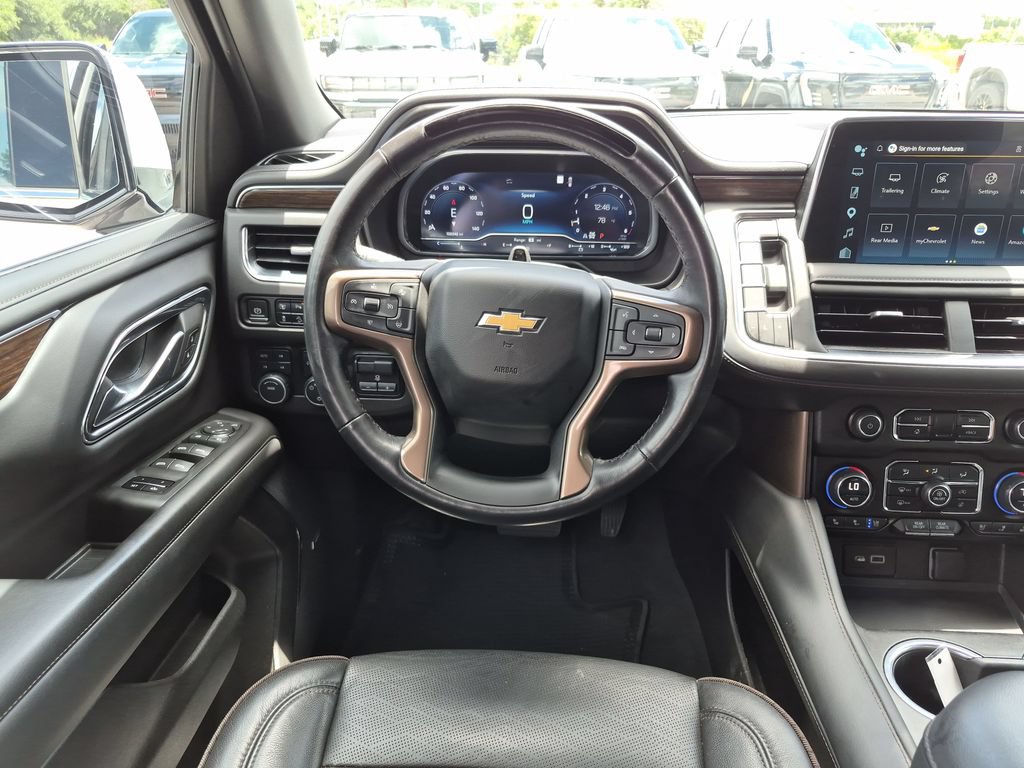 Used 2023 Chevrolet Tahoe High Country w/ Advanced Technology Package AWD/4WD image 34