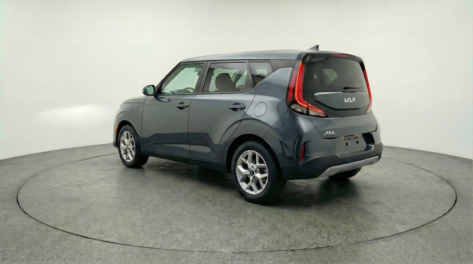Used 2025 Kia Soul LX w/ LX Technology Package image 6