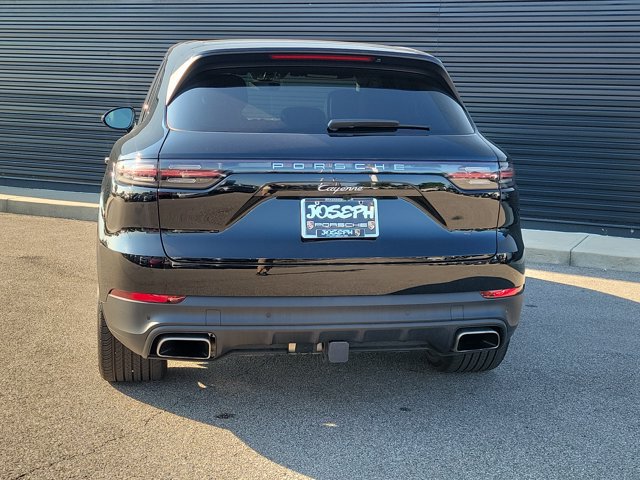 Used 2023 Porsche Cayenne AWD/4WD image 6