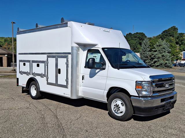 New 2026 Ford E-350 and Econoline 350 Super Duty w/ Power Equipment Group image 1