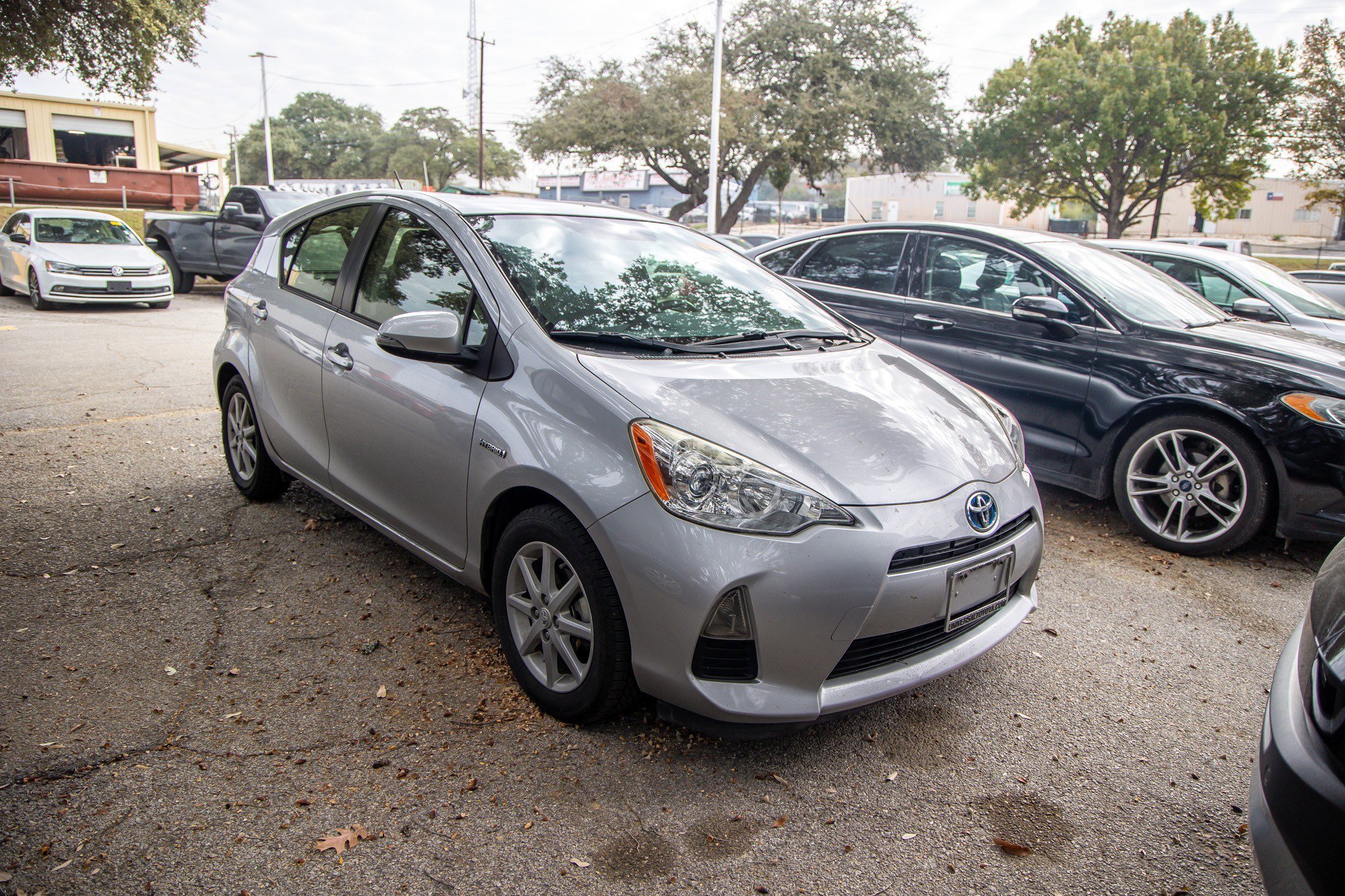 Used 2014 Toyota Prius C Four image 4