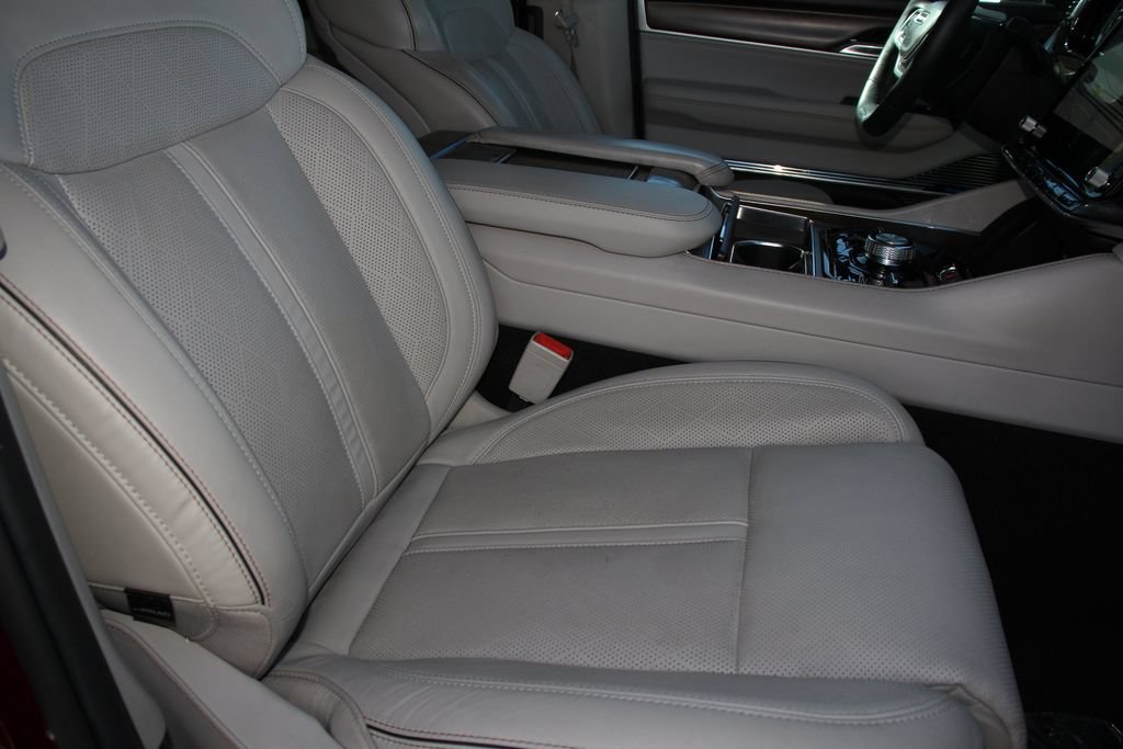 Used 2022 Jeep Grand Wagoneer Series II w/ Convenience Group III AWD/4WD image 29