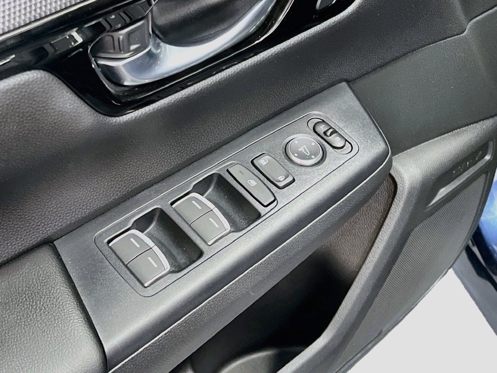Used 2026 Honda CR-V EX-L image 17