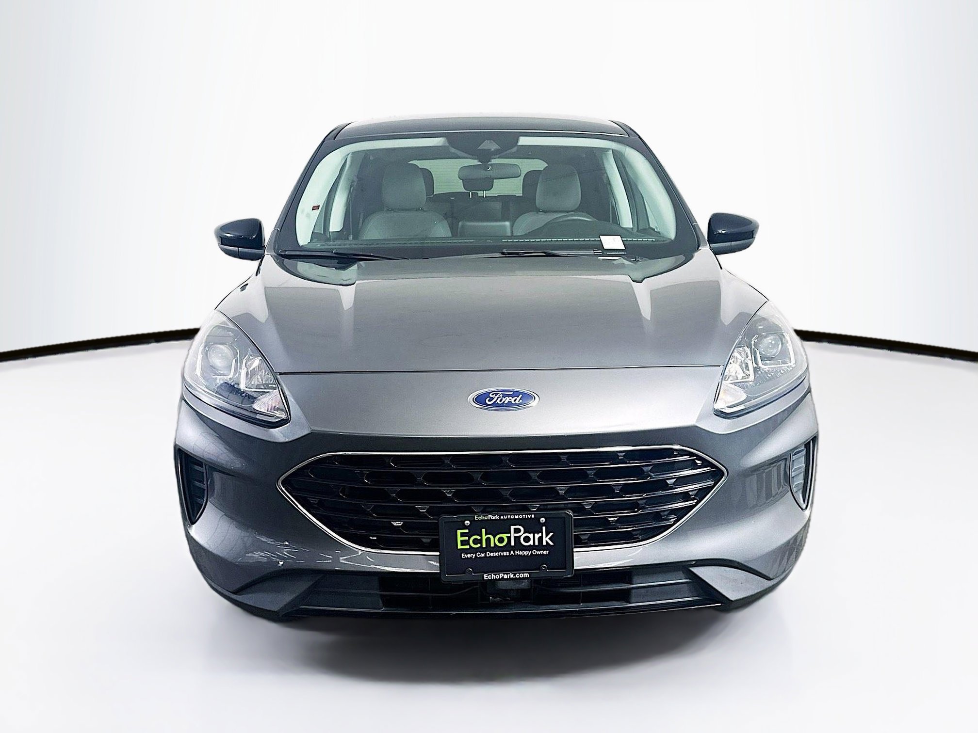 Used 2021 Ford Escape SE w/ SE Sport Appearance Package FWD image 2