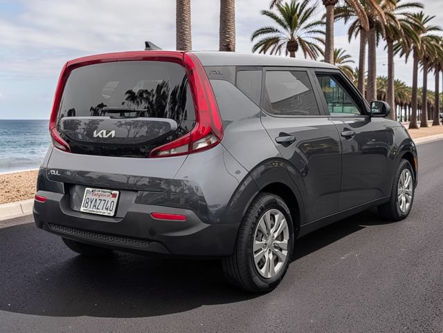 Used 2022 Kia Soul LX w/ Paint Protection Package FWD image 5
