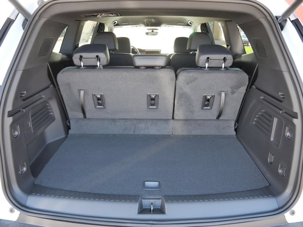 New 2026 GMC Acadia Elevation w/ Black Edition AWD/4WD image 34