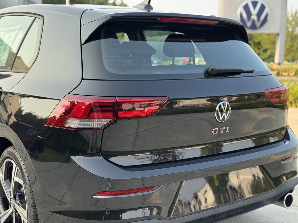New 2025 Volkswagen GTI SE image 17
