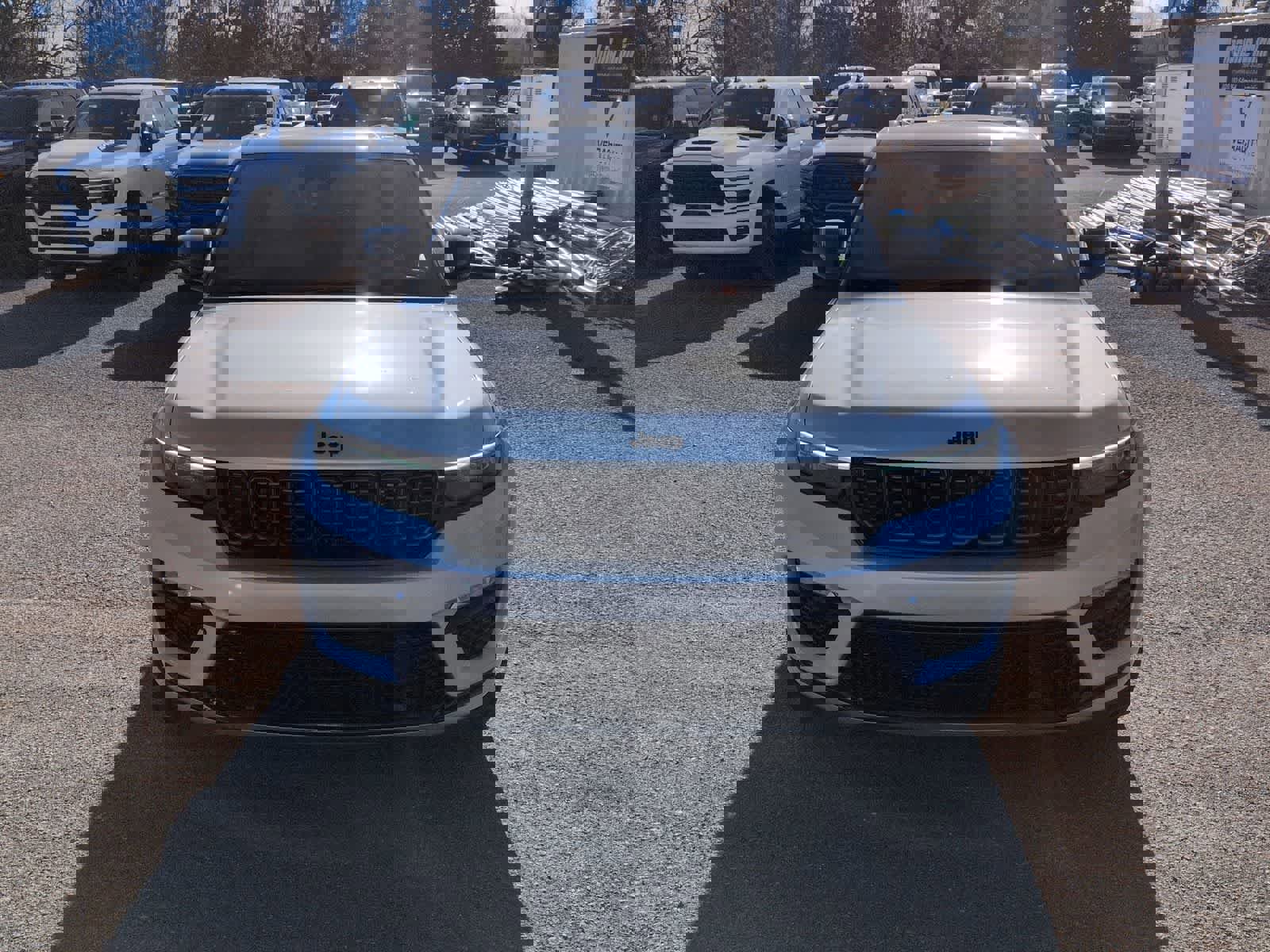 New 2025 Jeep Grand Cherokee Summit w/ Obsidian Package image 3