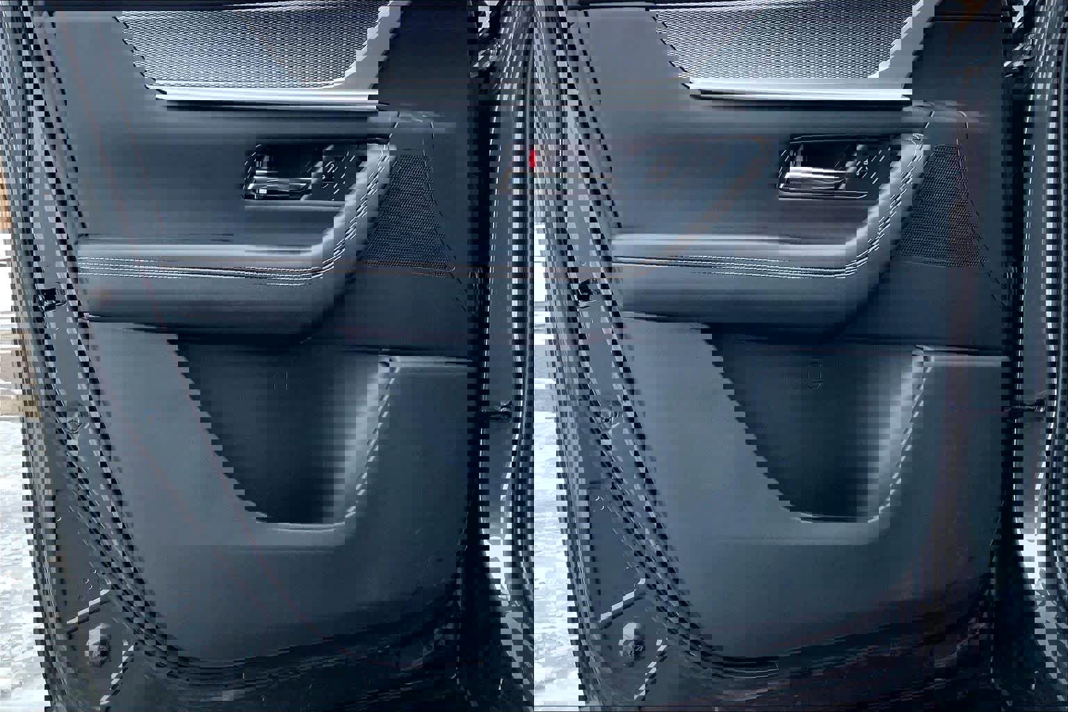 Used 2024 MAZDA CX-90 Plug-In Hybrid w/ Premium Pkg image 21