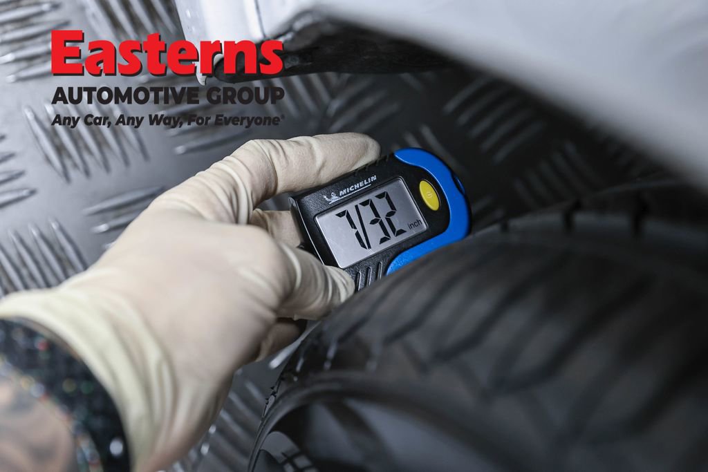 Used 2025 Toyota Camry SE w/ Convenience Package FWD image 29