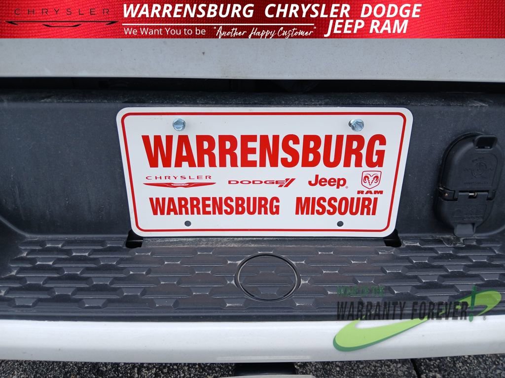 Used 2025 RAM 1500 Laramie w/ Sport Appearance Package image 33