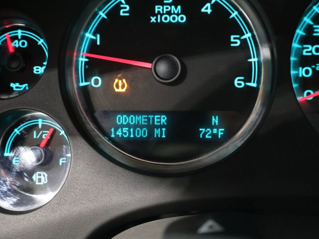 Used 2011 Chevrolet Tahoe LTZ image 39