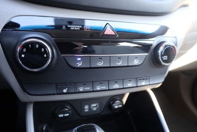 Used 2017 Hyundai Tucson Sport image 32