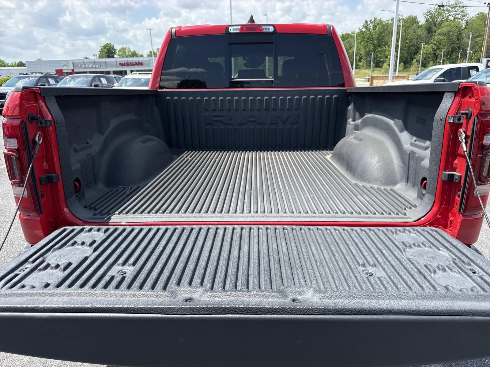 Used 2023 RAM 1500 Laramie AWD/4WD image 27