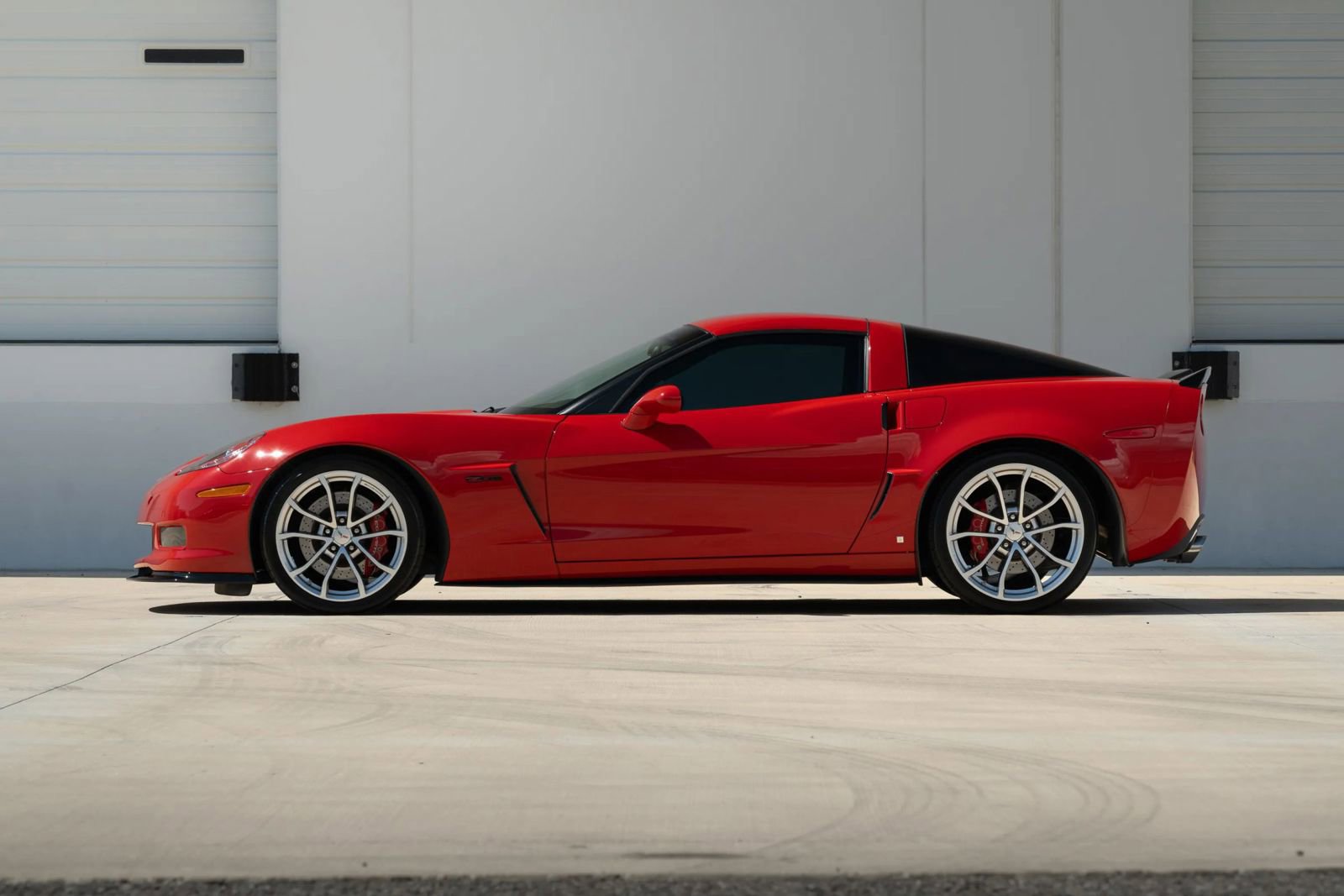 Used 2008 Chevrolet Corvette Z06 w/ Preferred Equipment Group RWD image 2