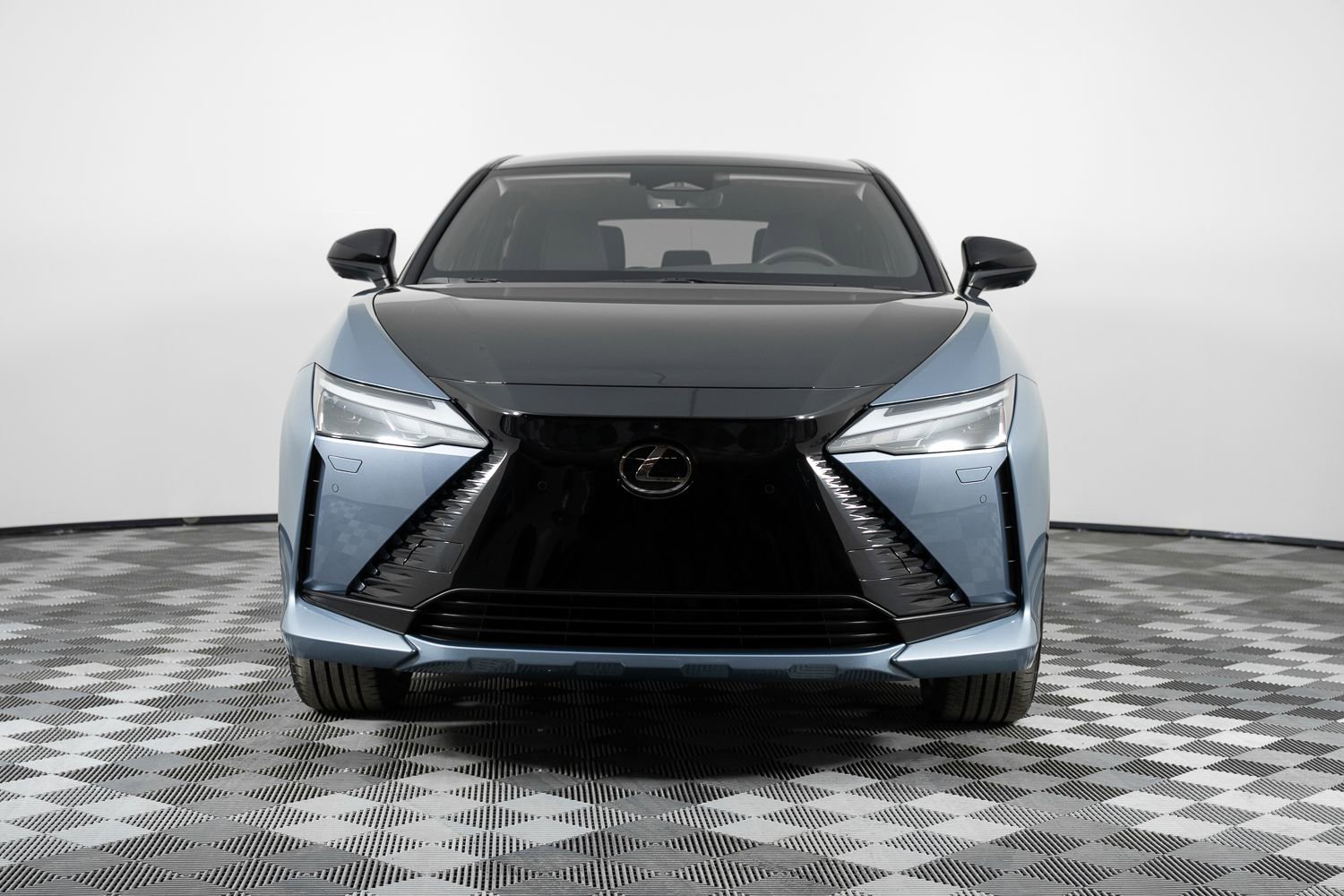 Used 2023 Lexus RZ 450e Premium w/ Accessory Package (2T) image 13