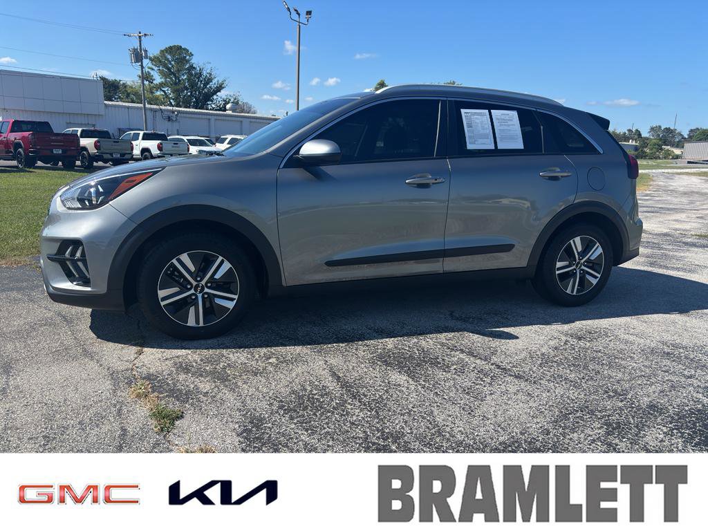 Certified 2022 Kia Niro LXS