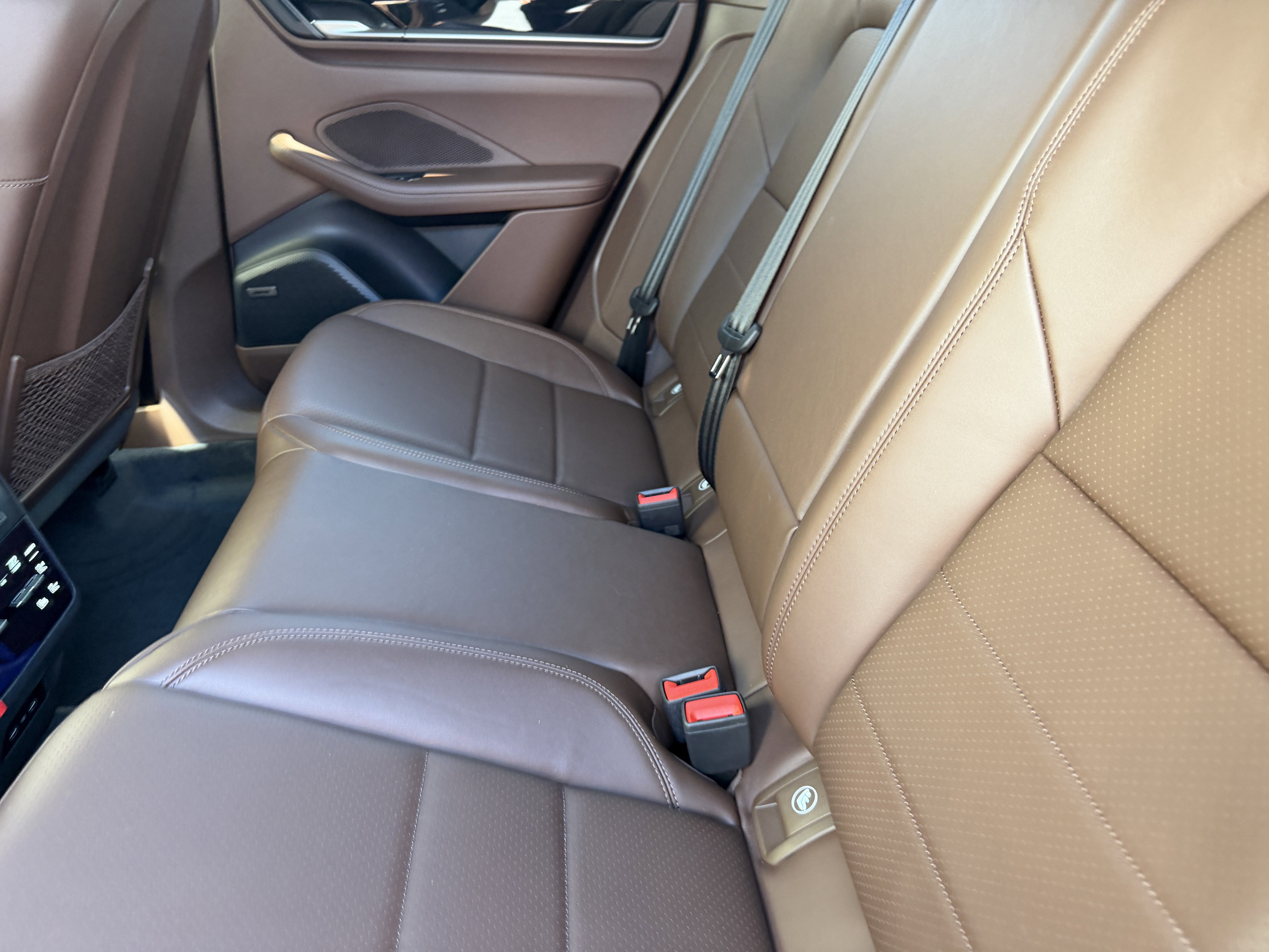 New 2026 Porsche Macan 4 Electric image 19