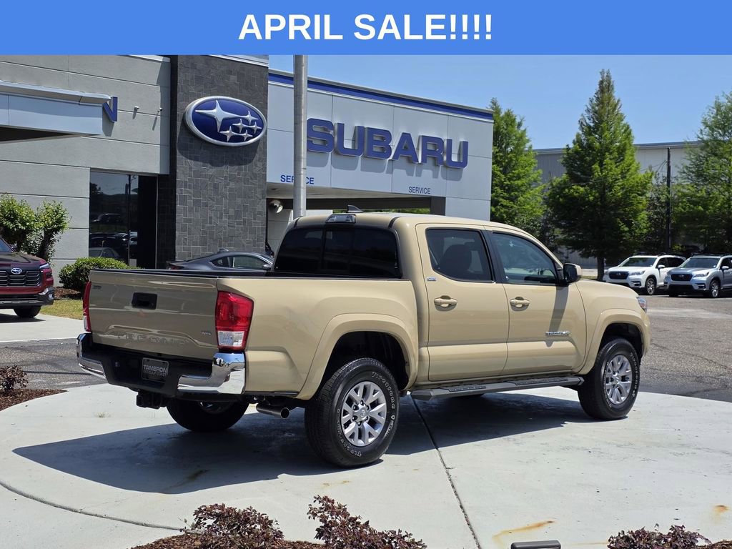 Used 2017 Toyota Tacoma SR5 w/ Tow Package RWD image 5