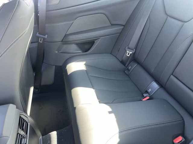 Used 2025 BMW 430i Coupe w/ Convenience Package image 17