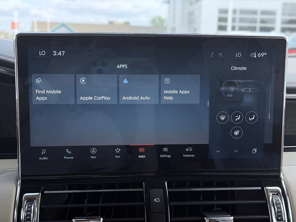 Used 2022 Lincoln Navigator 4WD image 47
