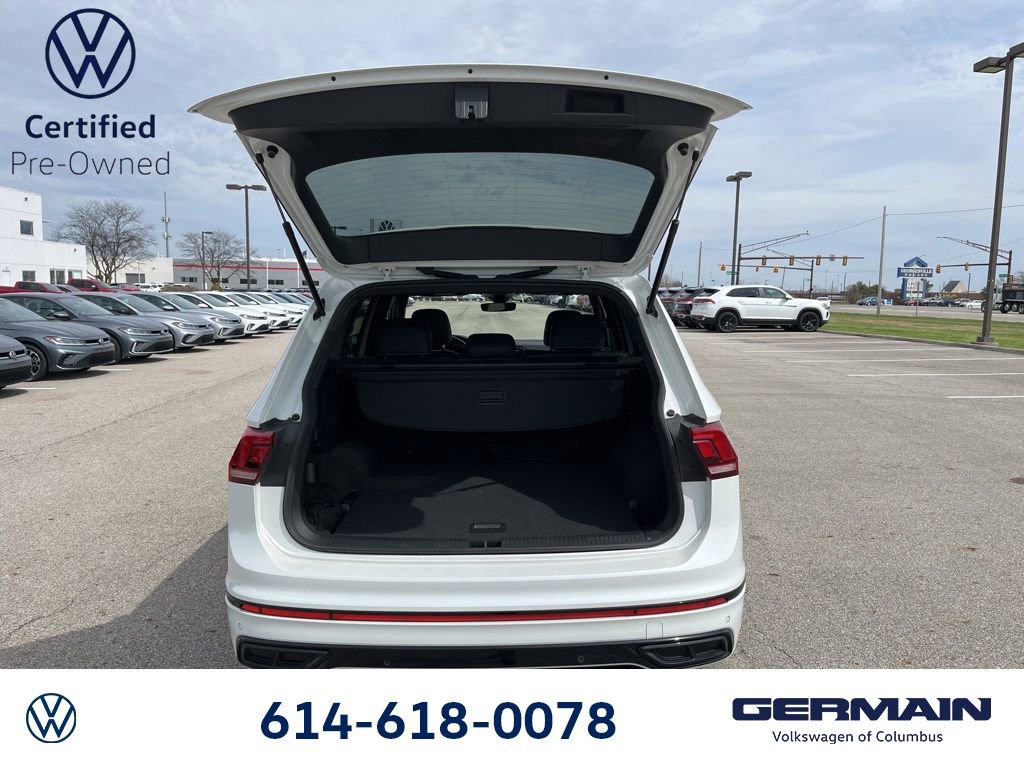Used 2023 Volkswagen Tiguan SE R-Line image 14