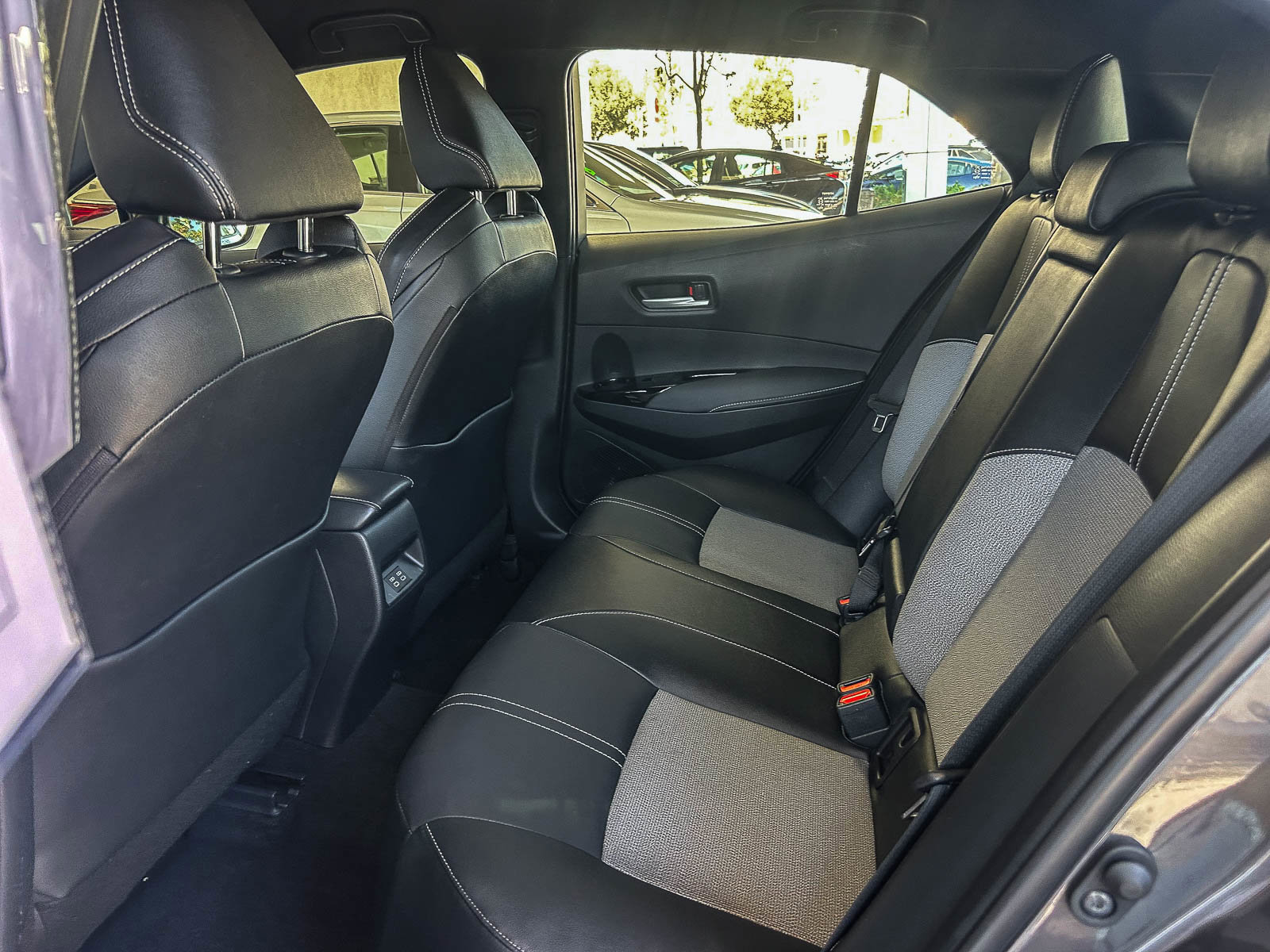 Used 2025 Toyota Corolla XSE image 18