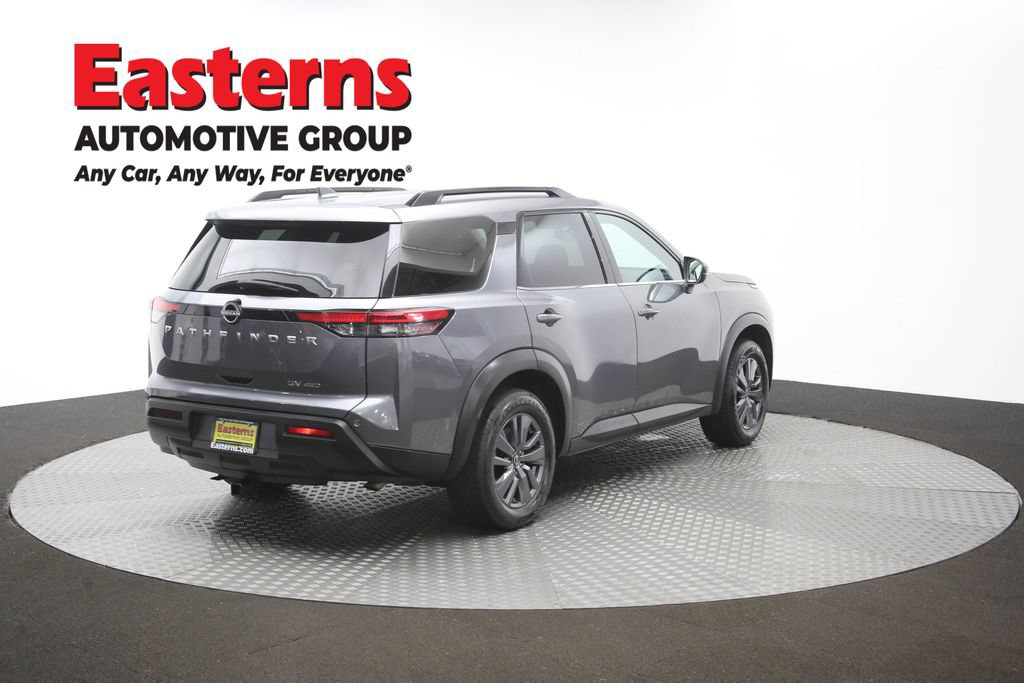 Used 2022 Nissan Pathfinder SV AWD/4WD image 43