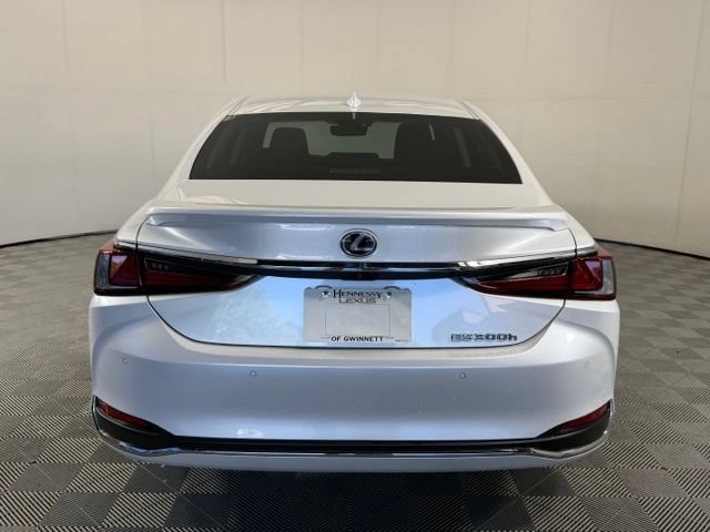 Certified 2023 Lexus ES 300h w/ Premium Package FWD image 8