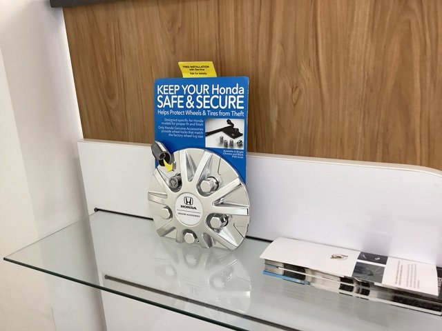 Used 2022 Nissan Pathfinder Platinum w/ Cargo Package image 13