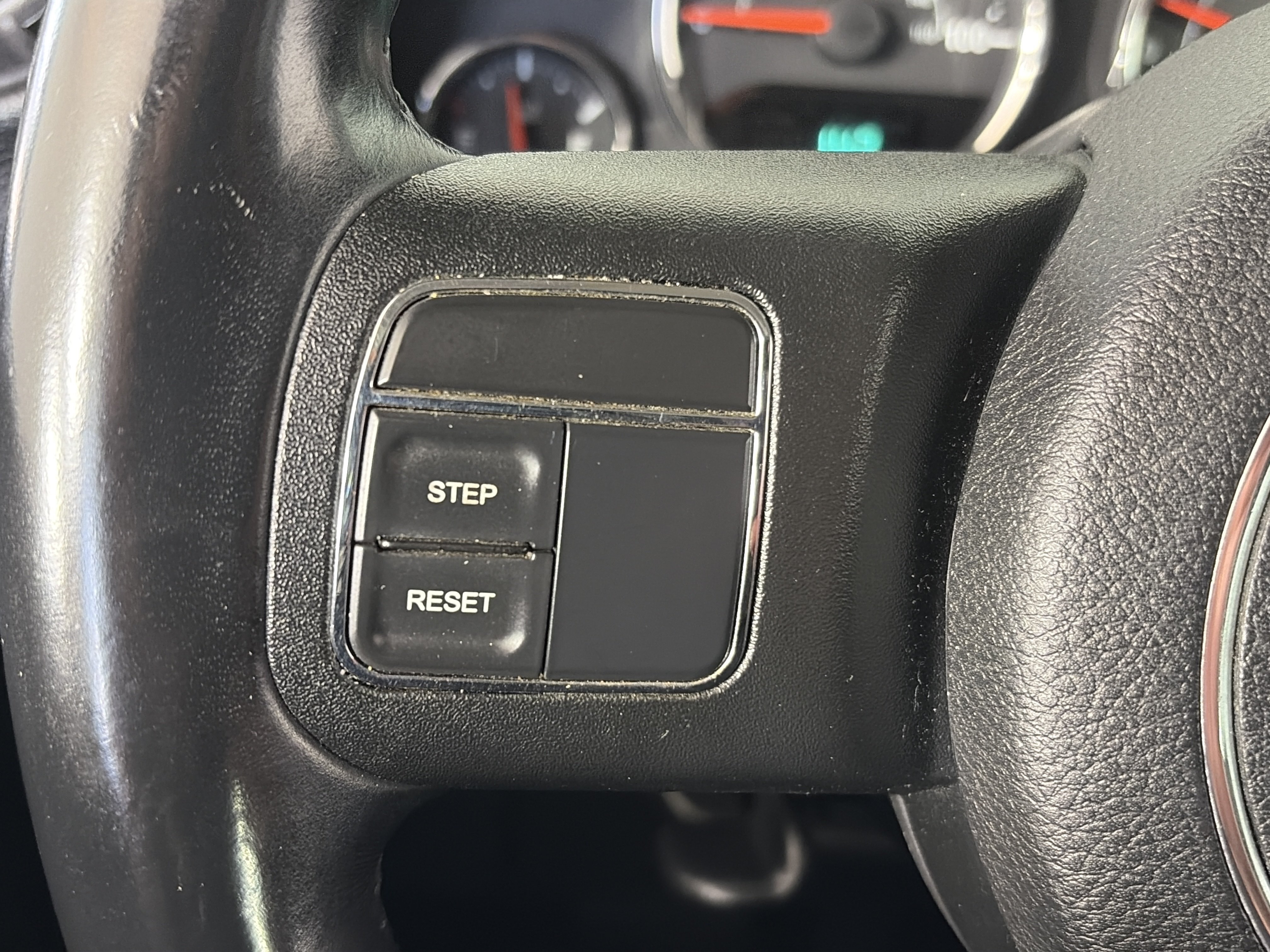 Used 2015 Jeep Wrangler Sport w/ Quick Order Package 24S AWD/4WD image 28