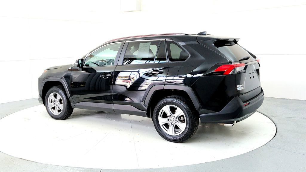 Certified 2025 Toyota RAV4 XLE AWD/4WD image 4