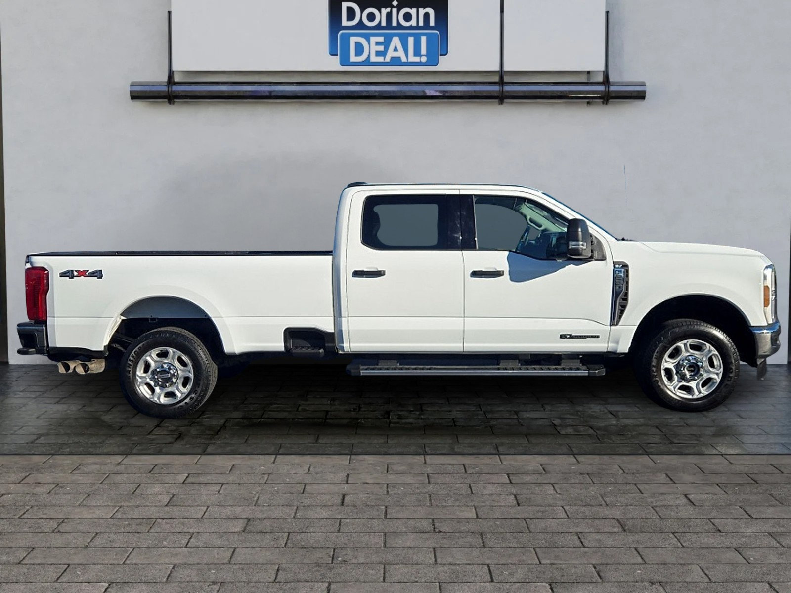 Certified 2025 Ford F250 XLT AWD/4WD image 2