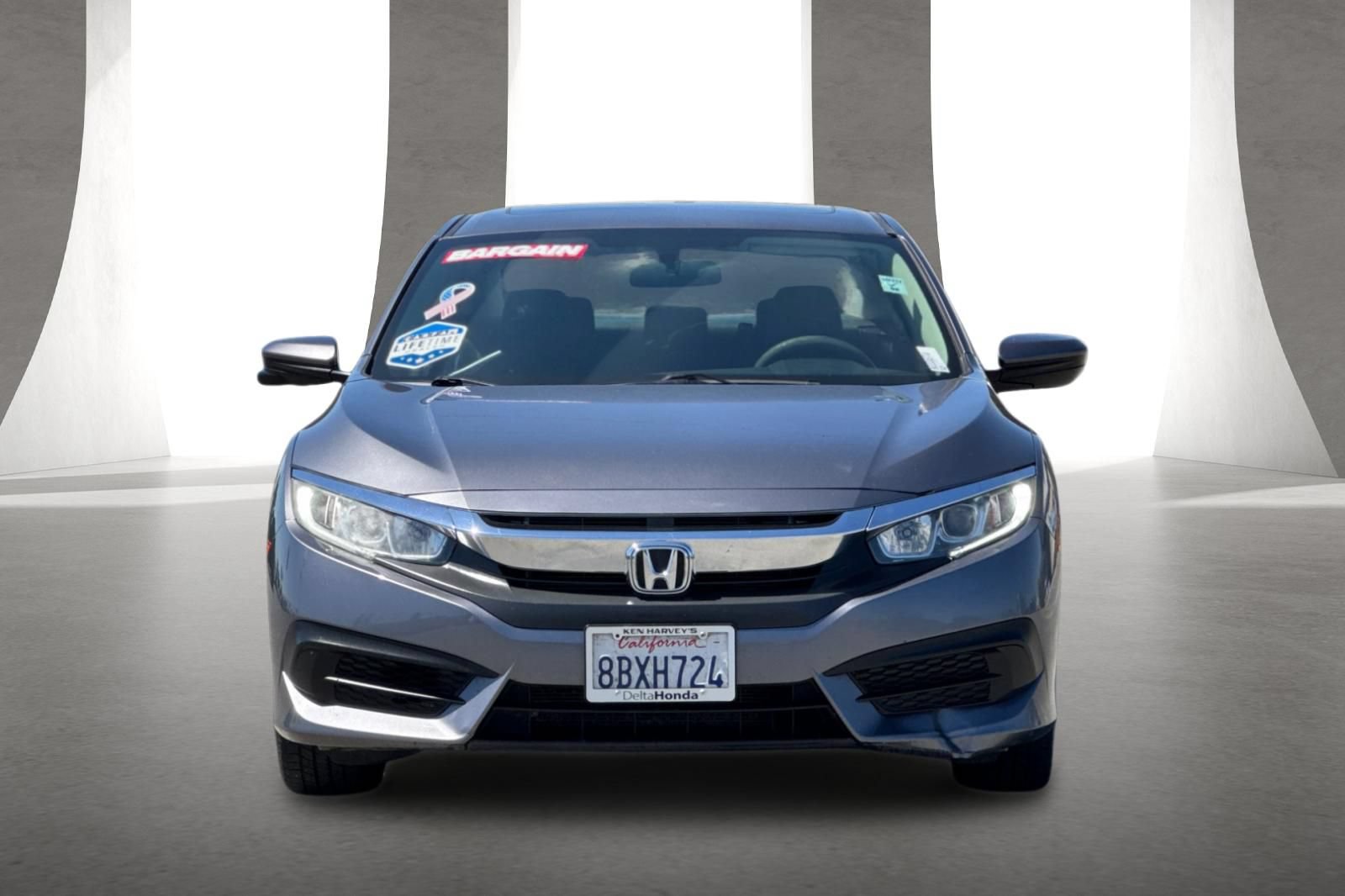 Used 2018 Honda Civic EX image 9