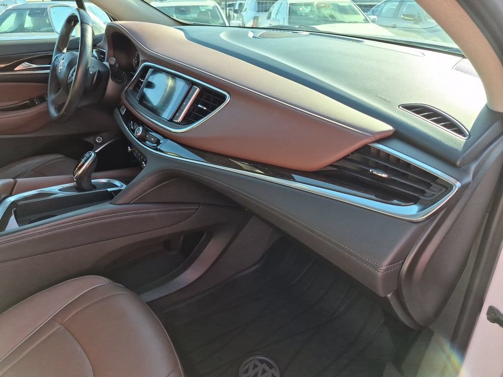 Used 2019 Buick Enclave Avenir FWD image 35