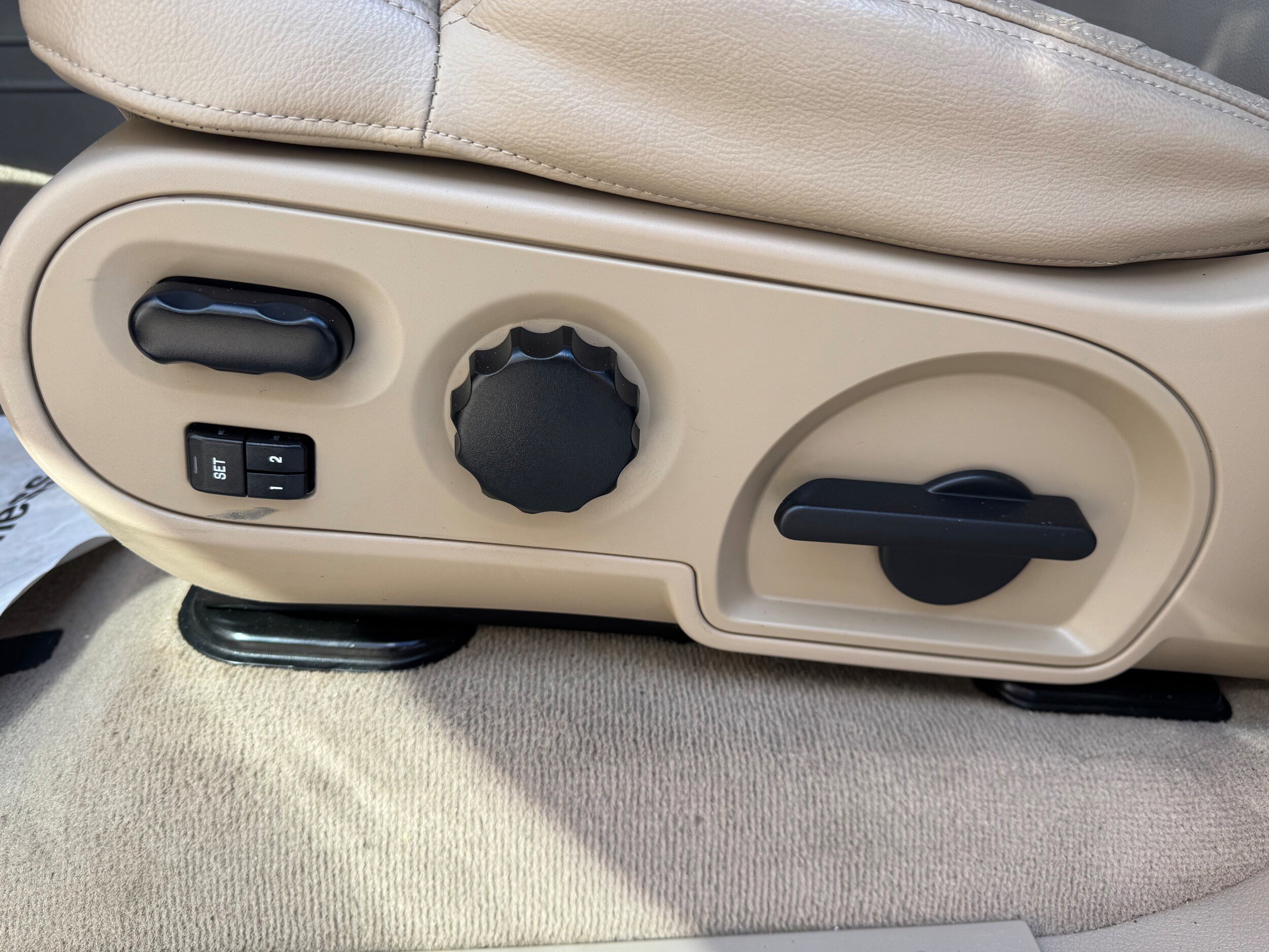 Used 2005 Ford F150 FX4 AWD/4WD image 9