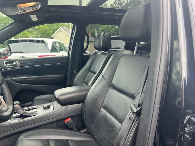 Used 2020 Jeep Grand Cherokee Limited w/ Luxury Group II AWD/4WD image 3