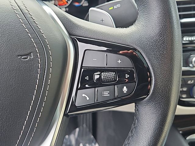 Used 2022 BMW 530i xDrive w/ Premium Package image 29