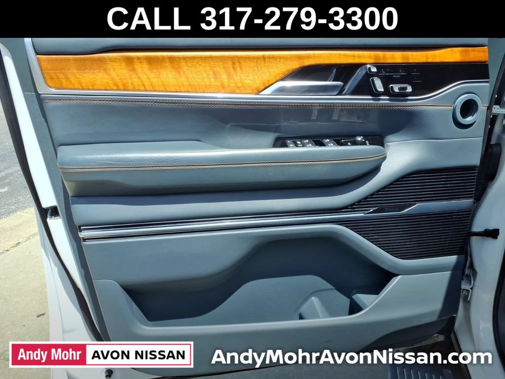 Used 2022 Jeep Grand Wagoneer Series II w/ Premium Group II AWD/4WD image 13