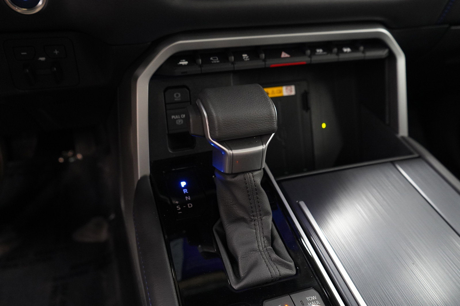 Used 2024 Toyota Sequoia Limited image 20