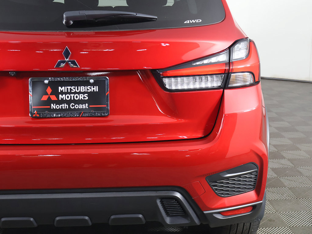 Used 2024 Mitsubishi Outlander Sport ES AWD/4WD image 11