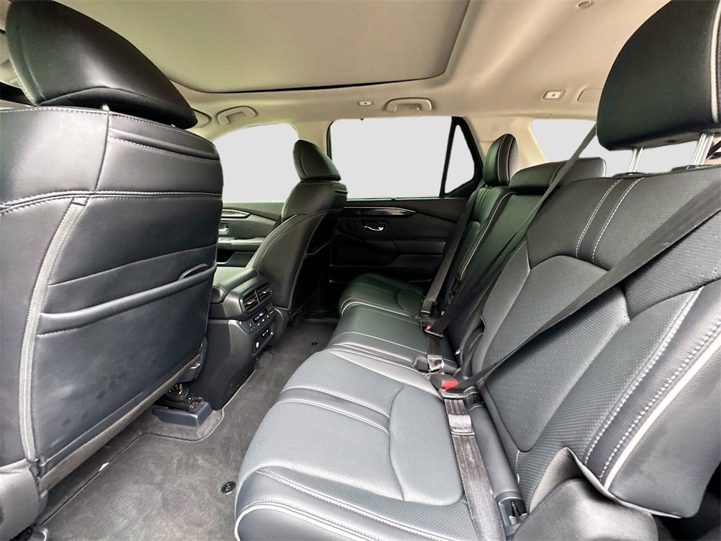 Used 2024 Honda Pilot Elite image 26