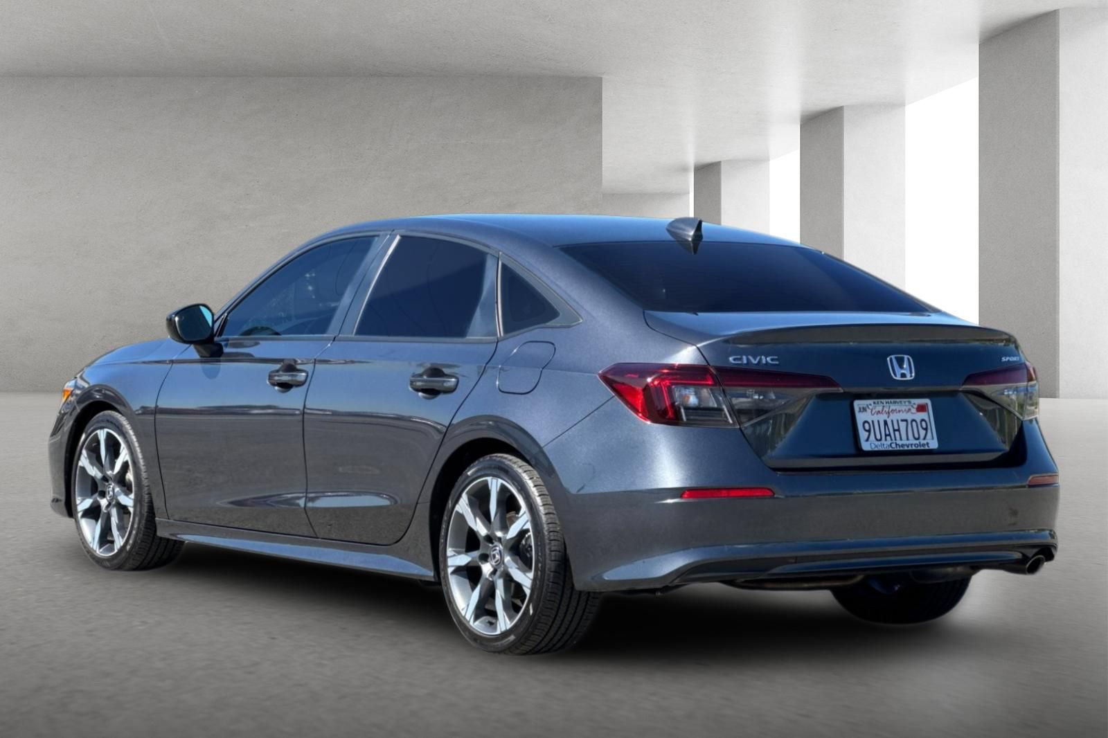 Used 2025 Honda Civic Sport image 6
