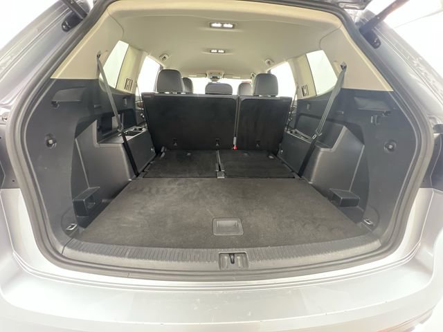 Used 2025 Volkswagen Atlas SE image 33