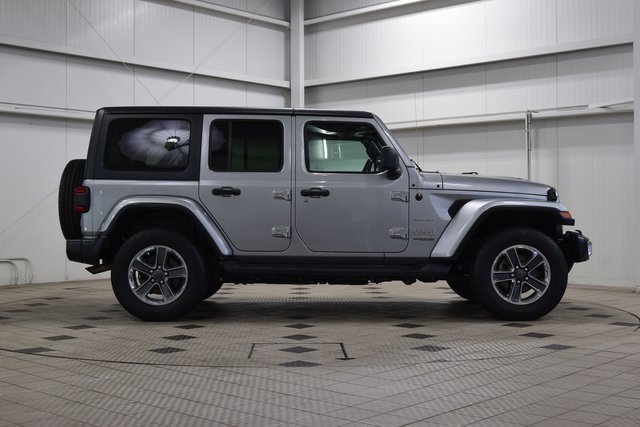 Used 2018 Jeep Wrangler Unlimited Sahara image 9